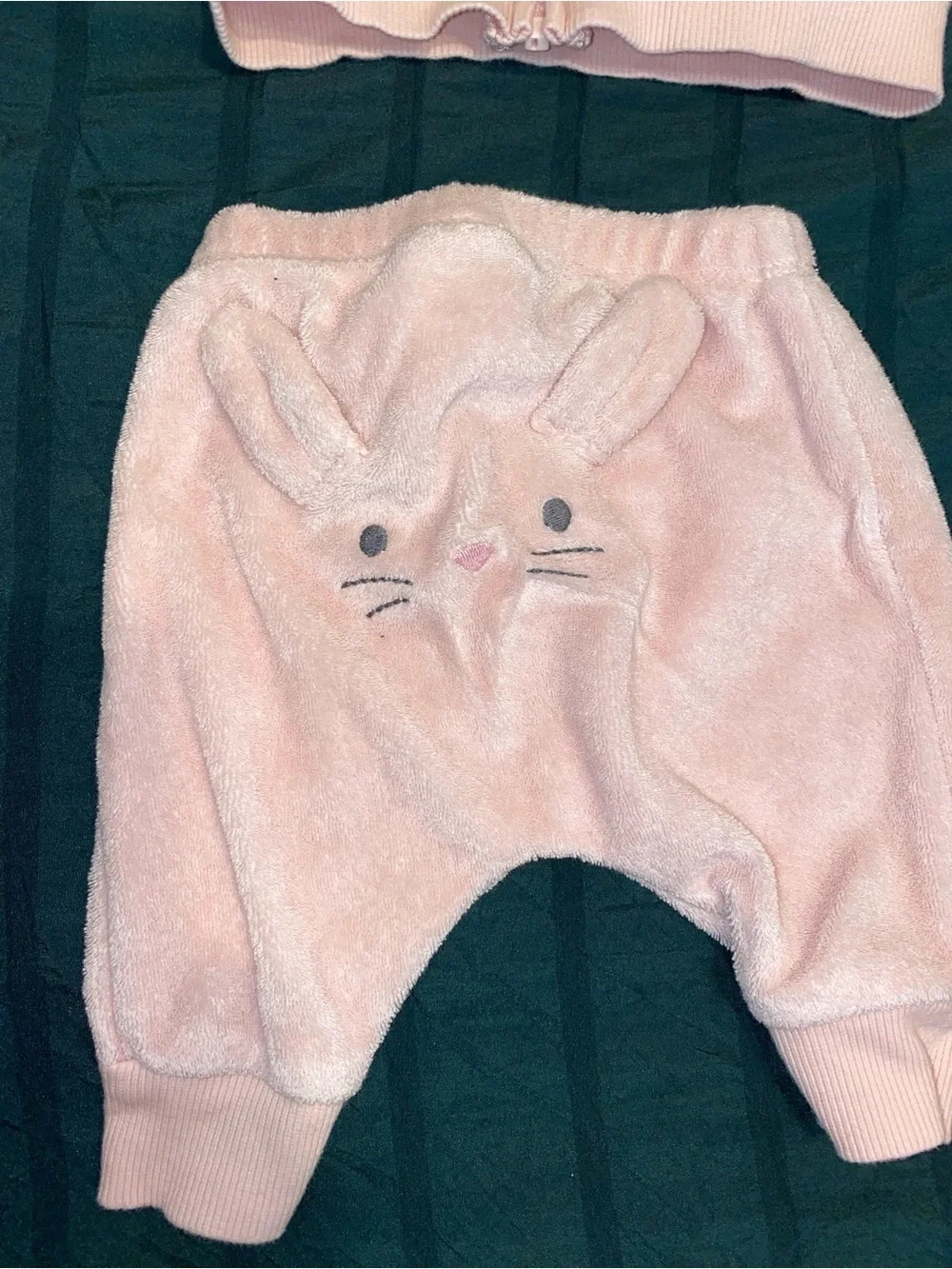 Carter’s newborn matching set bunny
